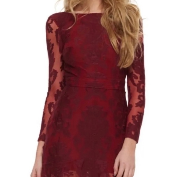 🍋 For Love and Lemons Night to Remember Lace Dress - Crimson Size S EUC - Picture 8 of 13